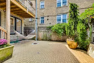 1642 W Bryn Mawr Ave, Chicago, IL 60660 - Photo 29