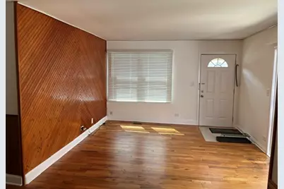 1811 Jamestown Circle #1811, Hoffman Estates, IL 60169 - Photo 5