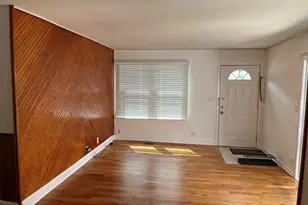 1811 Jamestown Cir, Hoffman Estates, IL 60169 - Photo 5