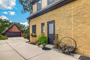 2117 Princeton Ave, Rockford, IL 61107 - Photo 11