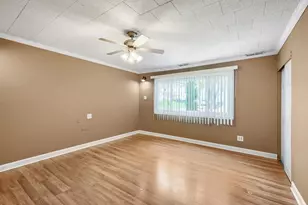 2165 Wildwood Ct, Hanover Park, IL 60133 - Photo 17