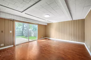 2165 Wildwood Ct, Hanover Park, IL 60133 - Photo 15