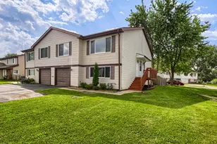 2165 Wildwood Ct, Hanover Park, IL 60133 - Photo 1