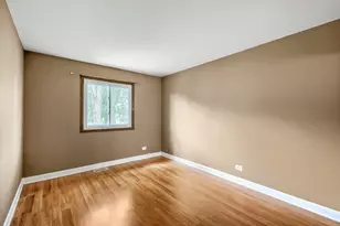 2165 Wildwood Ct, Hanover Park, IL 60133 - Photo 13