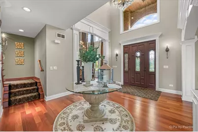 9N773 Old Mill Court, Elgin, IL 60124 - Photo 5