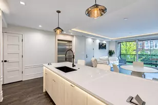 1540 N North Park Avenue, Chicago, IL 60610 - Photo 9
