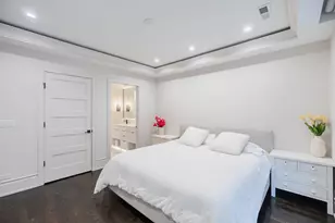 1540 N North Park Avenue, Chicago, IL 60610 - Photo 11