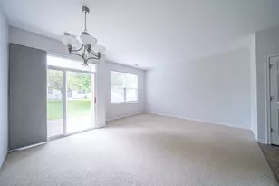 1450 Prescott Dr, Volo, IL 60020 - Photo 9
