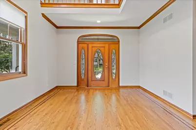390 Grandview Avenue, Glen Ellyn, IL 60137 - Photo 5