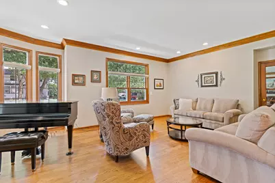 390 Grandview Avenue, Glen Ellyn, IL 60137 - Photo 31