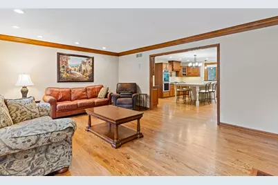 390 Grandview Avenue, Glen Ellyn, IL 60137 - Photo 45