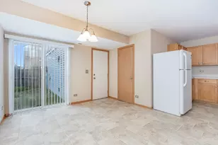 797 Serendipity Dr, Aurora, IL 60504 - Photo 7