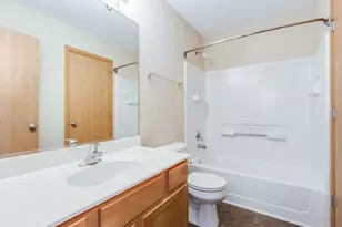 797 Serendipity Dr, Aurora, IL 60504 - Photo 15