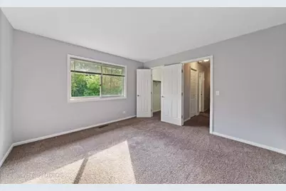 450 Valley Drive #101, Naperville, IL 60563 - Photo 7