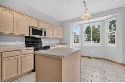 630 Saugatuk Circle, Romeoville, IL 60446 - Photo 5