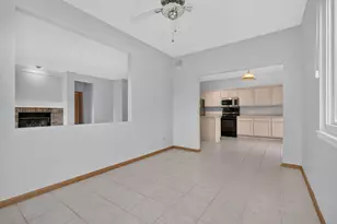 630 Saugatuk Cir, Romeoville, IL 60446 - Photo 11