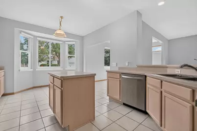 630 Saugatuk Circle, Romeoville, IL 60446 - Photo 3