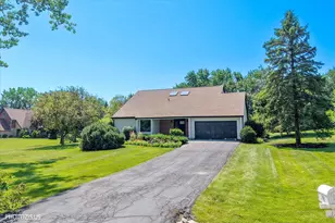 13 Chipping Campden Dr, South Barrington, IL 60010 - Photo 3