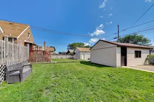 8221 S Troy St, Chicago, IL 60652 - Photo 29