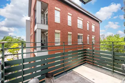 17 W 35th Street #304, Chicago, IL 60616 - Photo 9