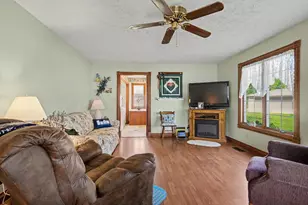 204 Odell Rd, Dwight, IL 60420 - Photo 7