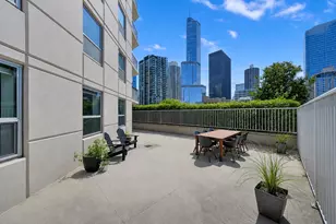 [Address not provided], Chicago, IL 60654 - Photo 17