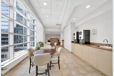 [Address not provided], Chicago, IL 60654 - Photo 27