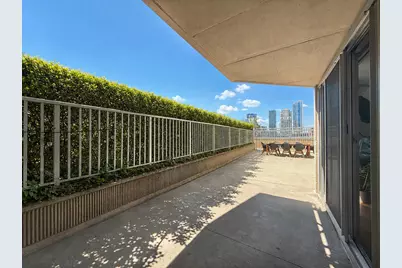 [Address not provided], Chicago, IL 60654 - Photo 15
