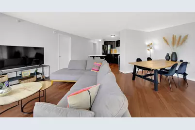 [Address not provided], Chicago, IL 60654 - Photo 7