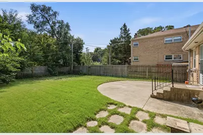 515 Asbury Avenue, Evanston, IL 60202 - Photo 15