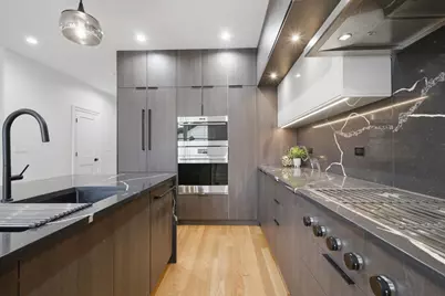 2334 N Oakley Avenue, Chicago, IL 60647 - Photo 5