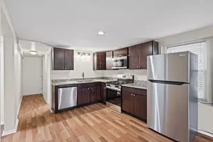 2710 W Fletcher St, Chicago, IL 60618 - Photo 5