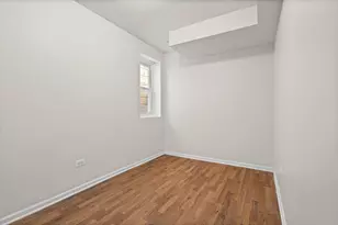 2710 W Fletcher St, Chicago, IL 60618 - Photo 11