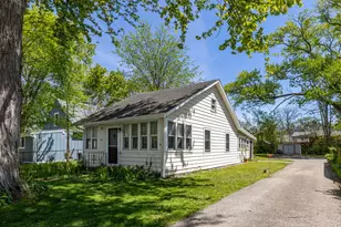 105 Edgewood Ave, Crystal Lake, IL 60014 - Photo 21