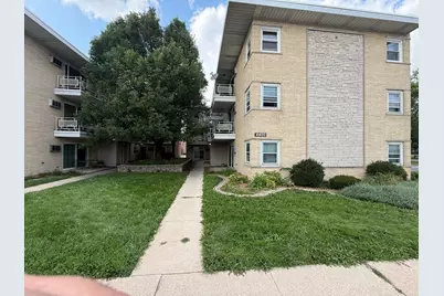 4400 W 55th Street #5, Chicago, IL 60632 - Photo 1