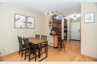 777 N Michigan Avenue #2106, Chicago, IL 60611 - Photo 7