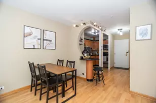 777 N Michigan Ave, Chicago, IL 60611 - Photo 7