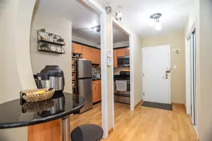 777 N Michigan Ave, Chicago, IL 60611 - Photo 9