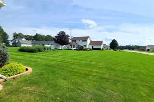 256 Cambridge Ct, Dixon, IL 61021 - Photo 33