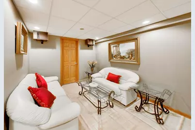 8751 Carlisle Court, Darien, IL 60561 - Photo 55