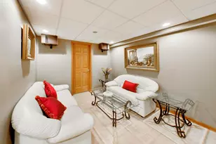 8751 Carlisle Ct, Darien, IL 60561 - Photo 55