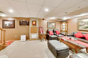 8751 Carlisle Ct, Darien, IL 60561 - Photo 45