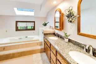 8751 Carlisle Ct, Darien, IL 60561 - Photo 31