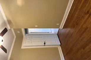 10240 S Eberhart Ave, Chicago, IL 60628 - Photo 19