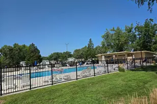 1071 Lake Terrace Rd, Elgin, IL 60123 - Photo 23