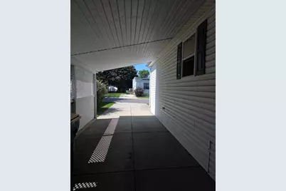 1071 Lake Terrace Road, Elgin, IL 60123 - Photo 5