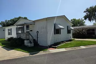 1071 Lake Terrace Rd, Elgin, IL 60123 - Photo 1