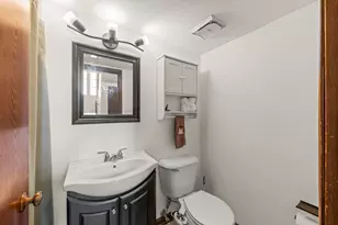 1219 N Itasca Rd, Addison, IL 60101 - Photo 21