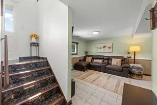 1219 N Itasca Rd, Addison, IL 60101 - Photo 17