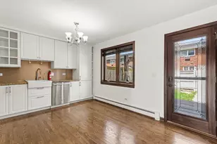 15W632 Virginia Ln, Elmhurst, IL 60126 - Photo 5